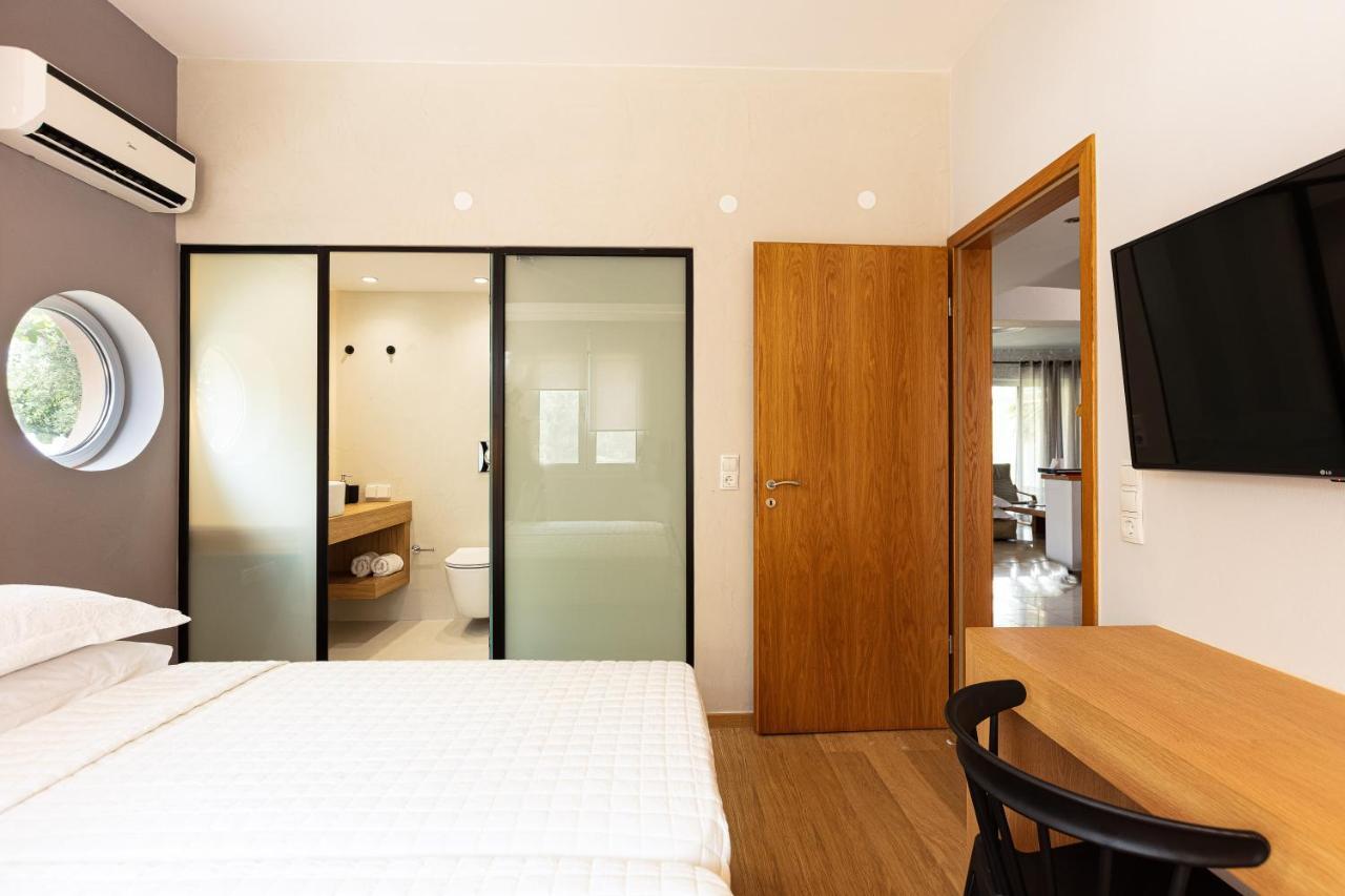 Thetree Villa, With Heated Pool & Spa Whirlpool Gállos Exterior foto