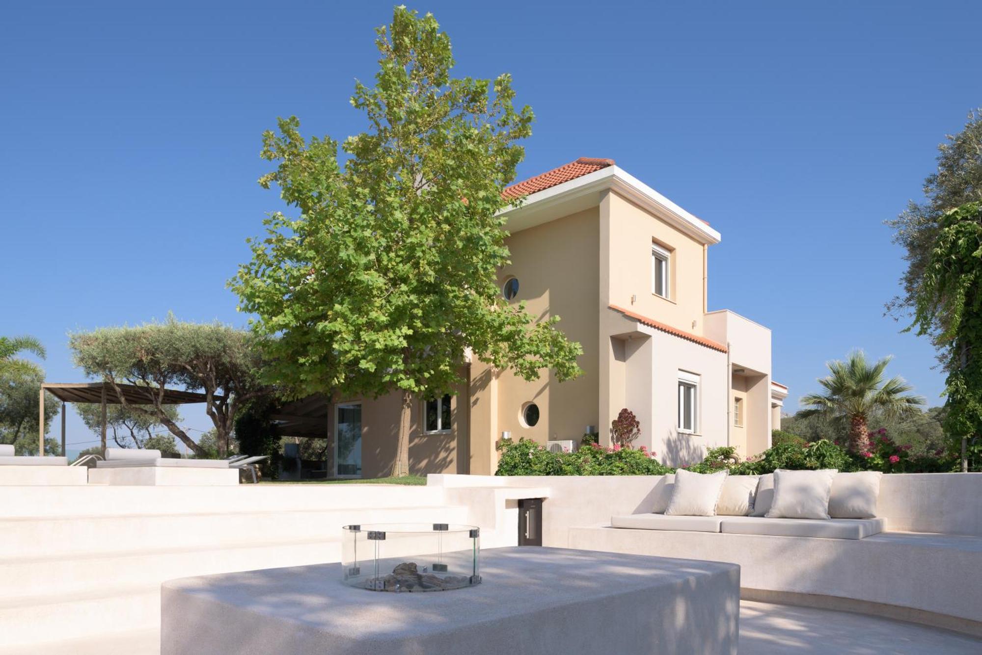 Thetree Villa, With Heated Pool & Spa Whirlpool Gállos Exterior foto