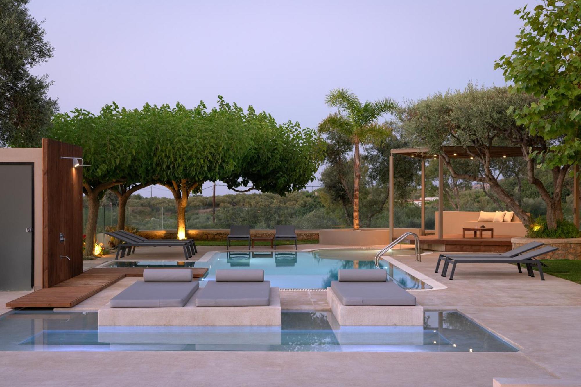 Thetree Villa, With Heated Pool & Spa Whirlpool Gállos Exterior foto